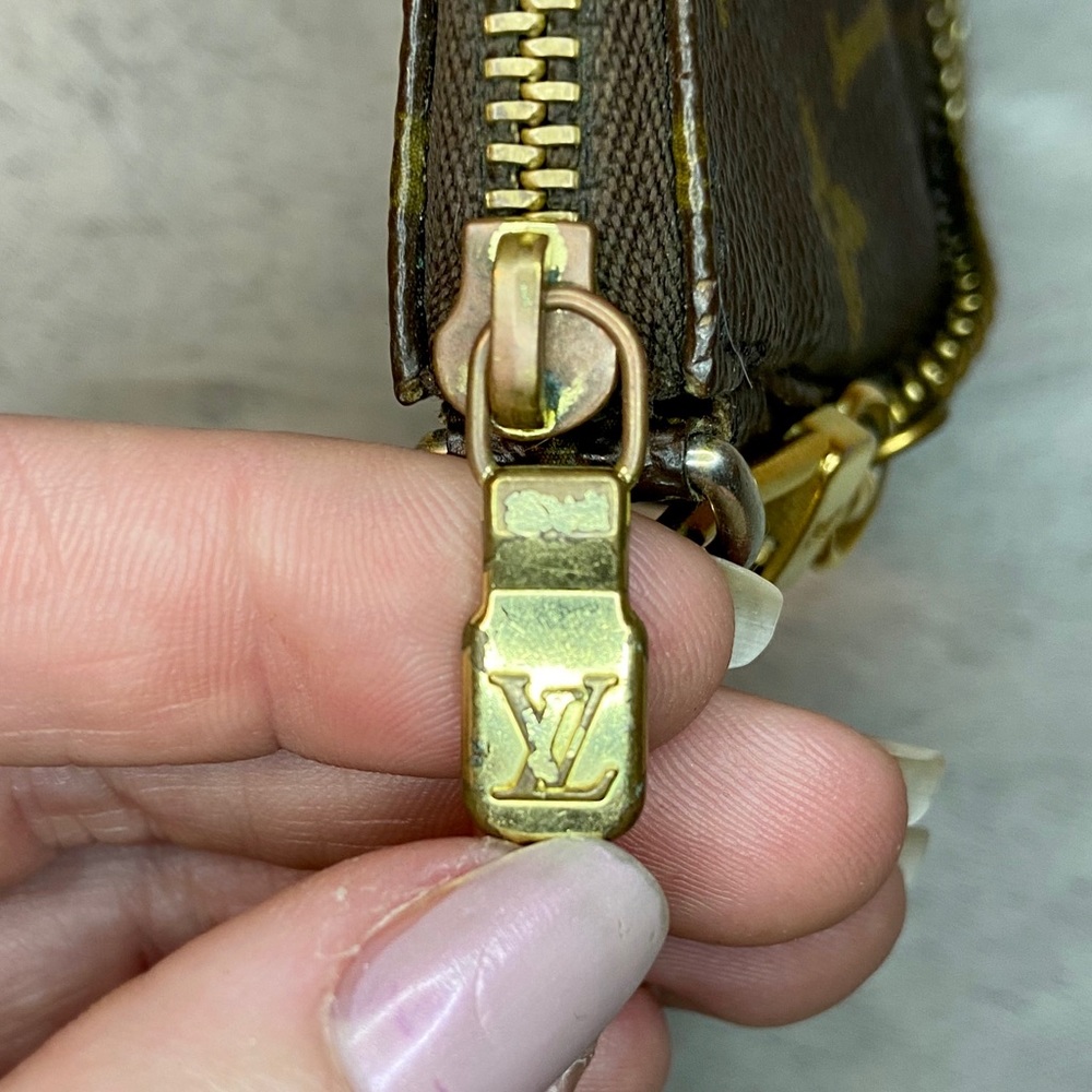 ✨HP✨ LV ♣️ Mini Pochette - Picture 4 of 8